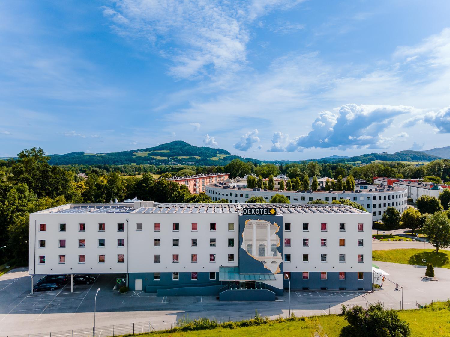 Oekotel Salzburg Messe Exterior foto
